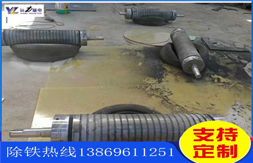 錳礦磁選機(jī)，冶金錳礦磁選機(jī)對(duì)礦石混合物進(jìn)行洗凈和分級(jí)!_價(jià)格_冶金錳礦磁選機(jī)對(duì)礦石混合物進(jìn)行洗凈和分級(jí)!皮帶型號(hào)_工作原理
